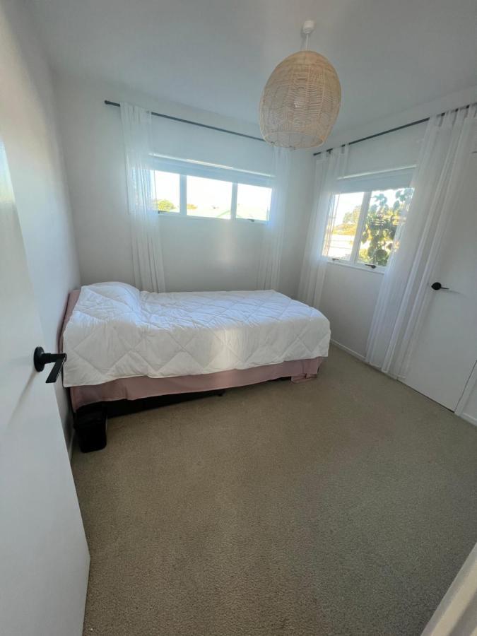 Orewa Homestay Rooms Auckland Dış mekan fotoğraf